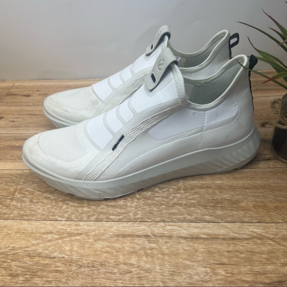 Ecco ATH-1FW Alpha Slip-On Sneaker Sz 7-7.5